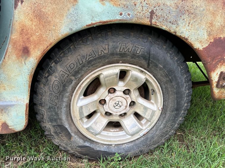 image for item DX0669 1954 GMC 100 pickup truck