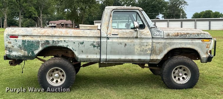 image for item DX0670 1978 Ford F150 pickup truck