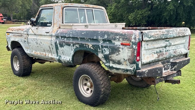 image for item DX0670 1978 Ford F150 pickup truck