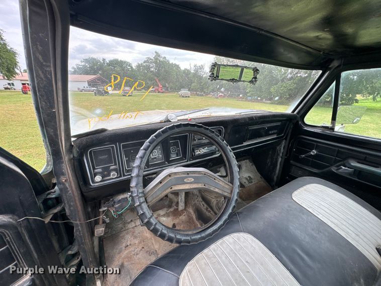 image for item DX0670 1978 Ford F150 pickup truck