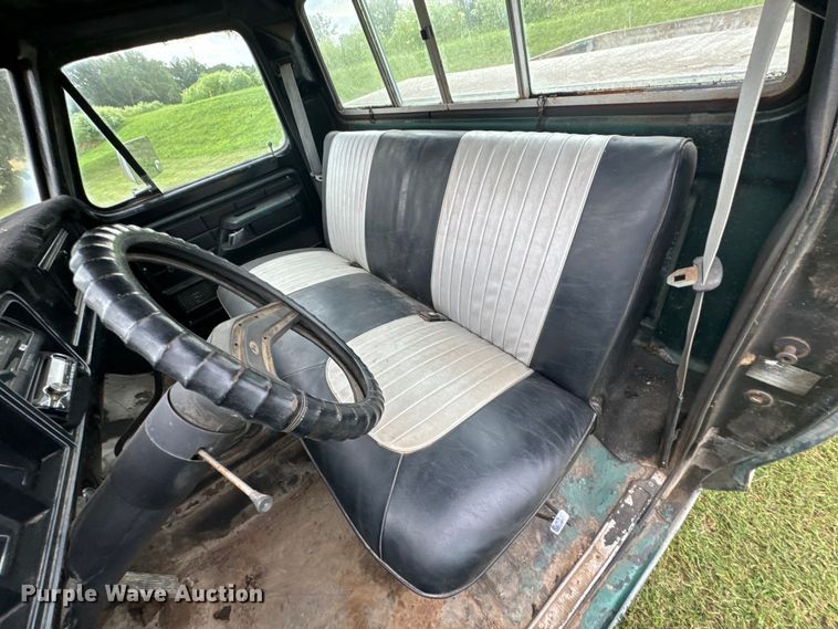 image for item DX0670 1978 Ford F150 pickup truck