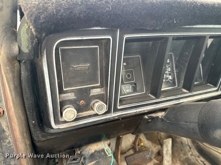 image for item DX0670 1978 Ford F150 pickup truck