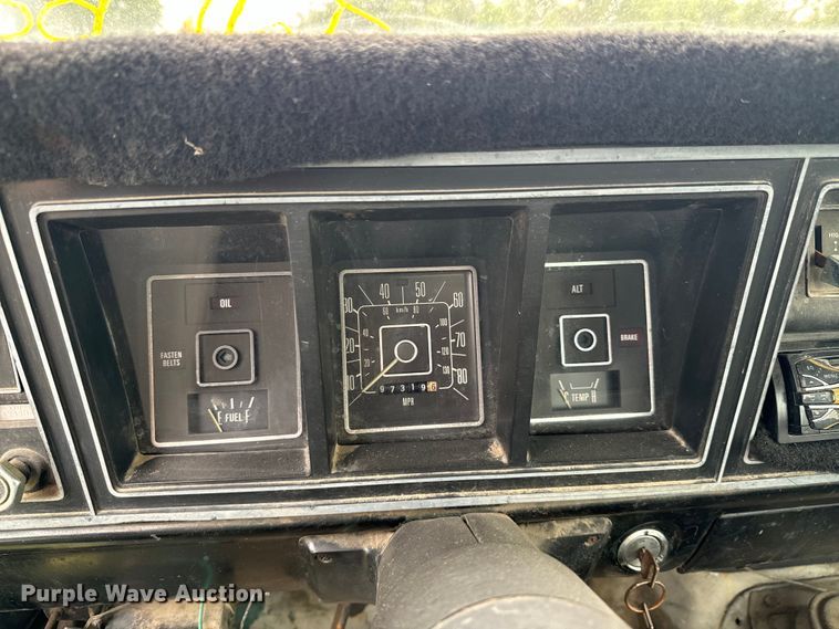 image for item DX0670 1978 Ford F150 pickup truck