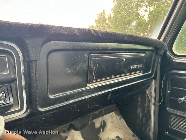 image for item DX0670 1978 Ford F150 pickup truck