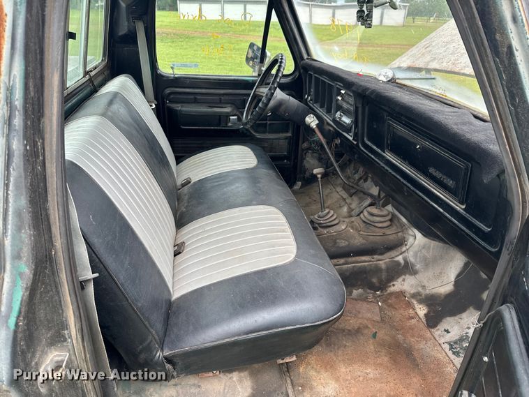 image for item DX0670 1978 Ford F150 pickup truck