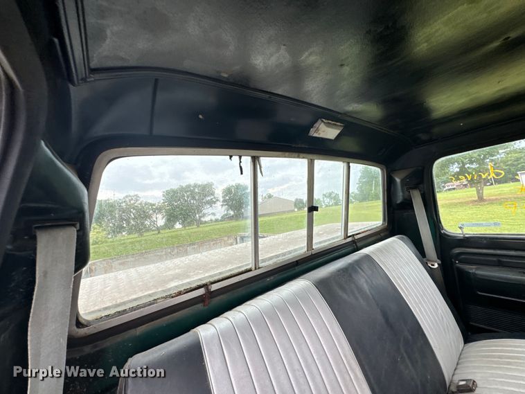 image for item DX0670 1978 Ford F150 pickup truck