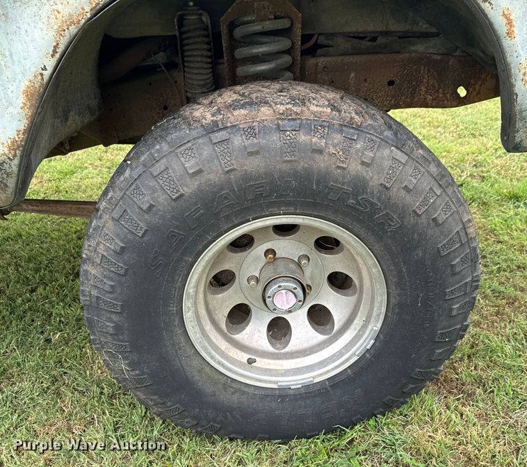 image for item DX0670 1978 Ford F150 pickup truck