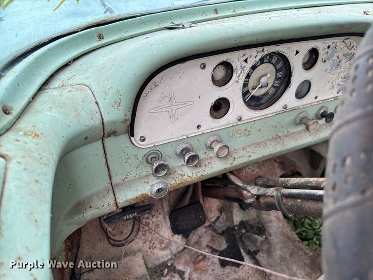 image for item DX0671 1959 Ford F100 pickup truck