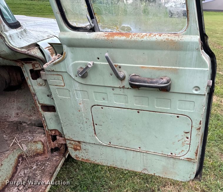 image for item DX0671 1959 Ford F100 pickup truck