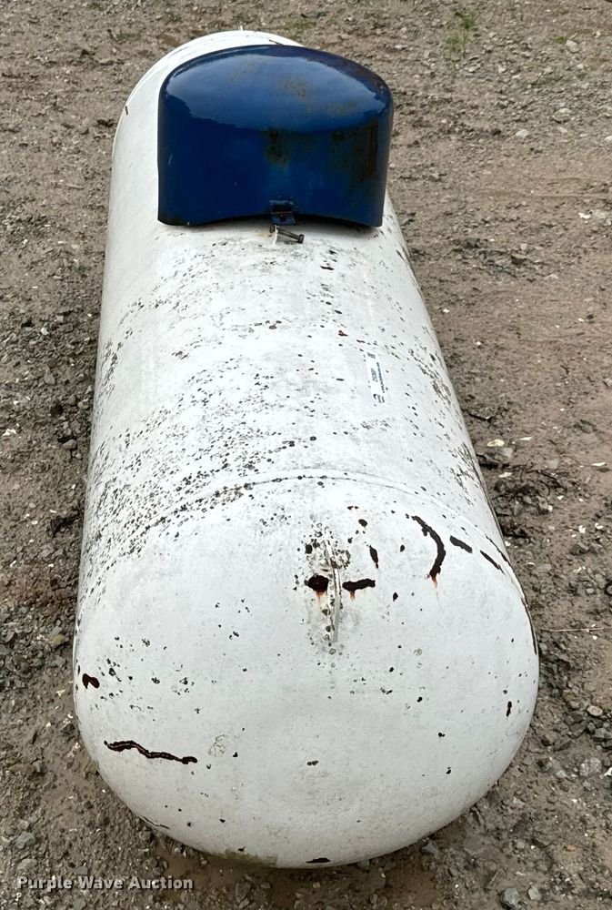 image for item DX0691 American Tanks propane tank