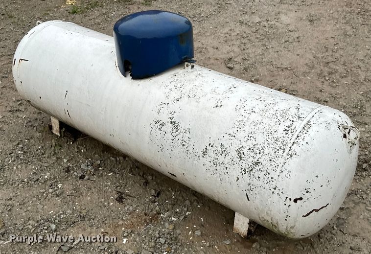 image for item DX0691 American Tanks propane tank