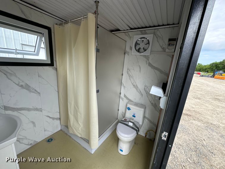 image for item DX0694 Portable restroom