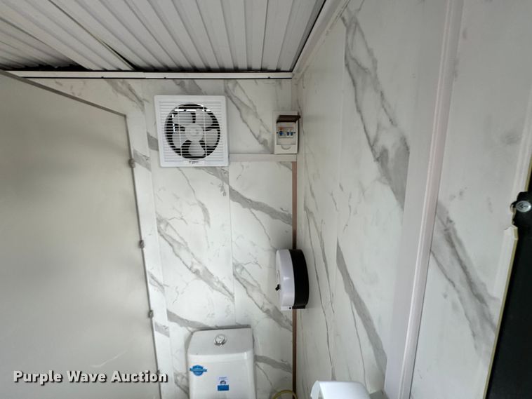 image for item DX0694 Portable restroom