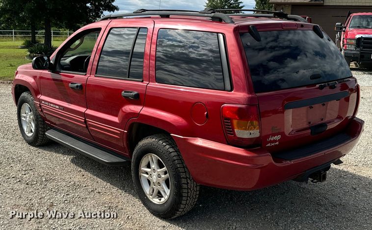 image for item DX0710 2004 Jeep Grand Cherokee SUV