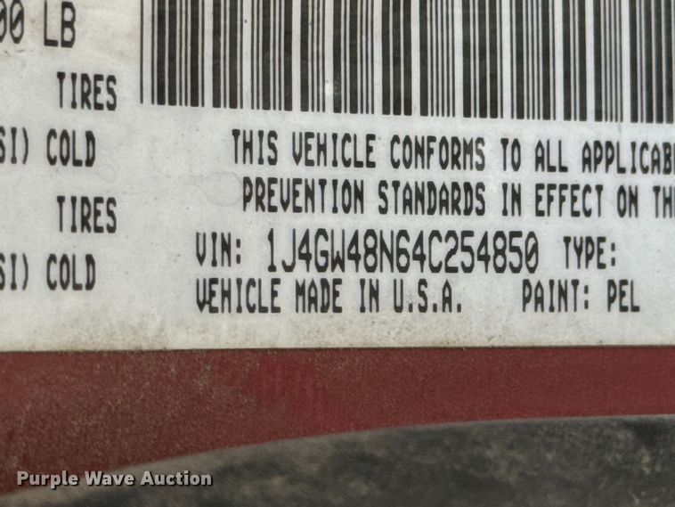 image for item DX0710 2004 Jeep Grand Cherokee SUV