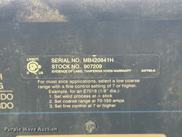 image for item DX0718 Miller Bobcat 225 welder/generator