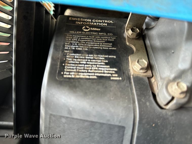 image for item DX0718 Miller Bobcat 225 welder/generator