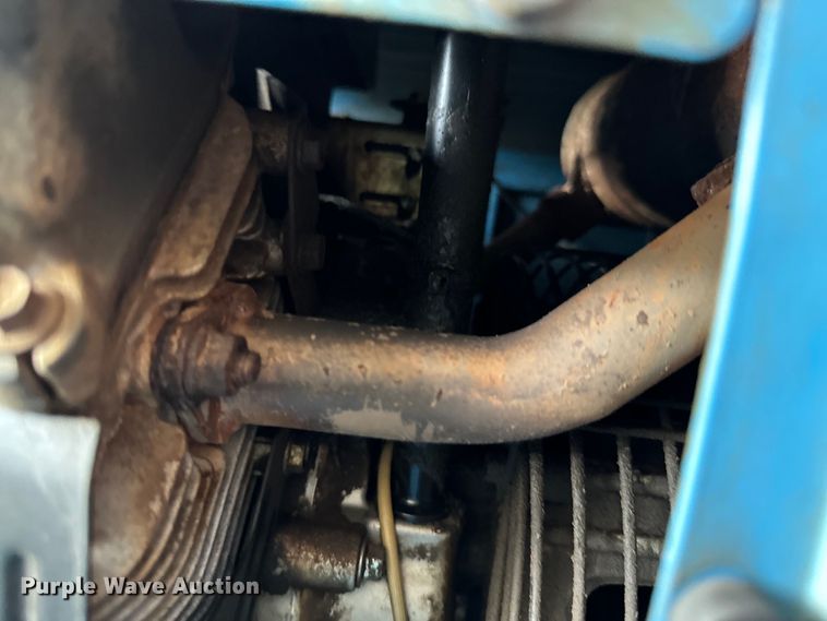 image for item DX0718 Miller Bobcat 225 welder/generator