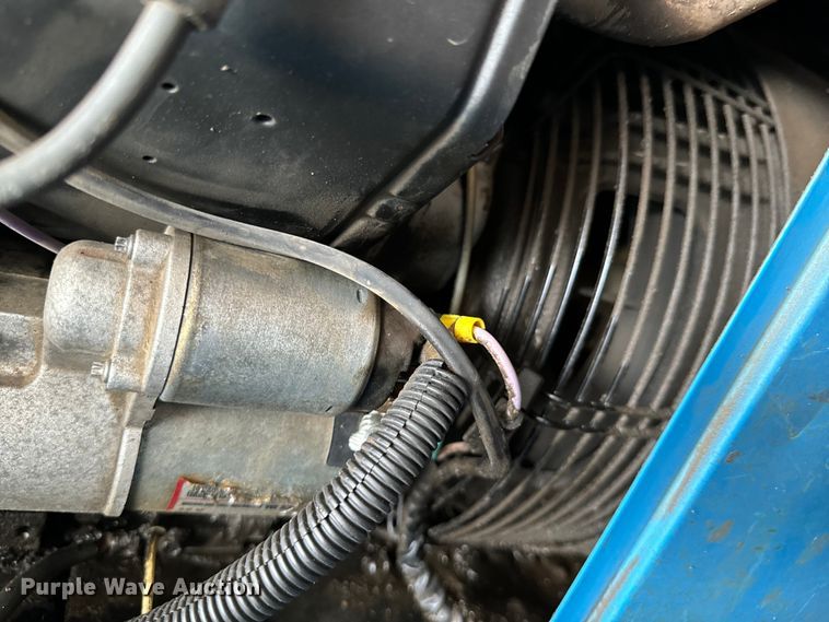 image for item DX0718 Miller Bobcat 225 welder/generator