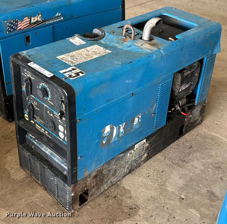 image for item DX0719 Miller Bobcat 225 welder/generator