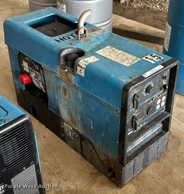 image for item DX0719 Miller Bobcat 225 welder/generator