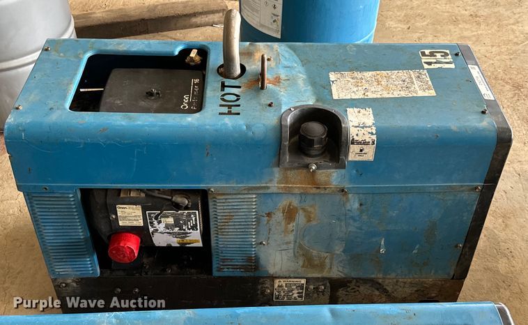 image for item DX0719 Miller Bobcat 225 welder/generator