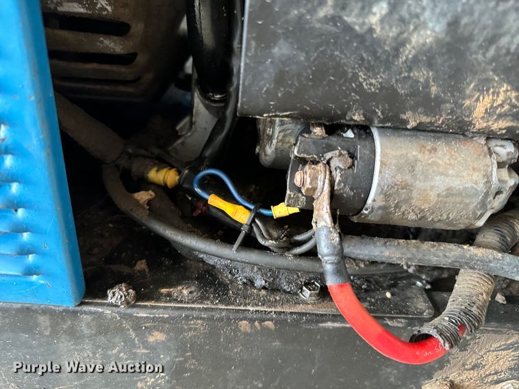 image for item DX0719 Miller Bobcat 225 welder/generator