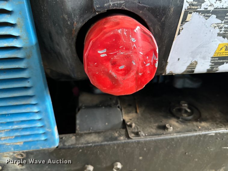 image for item DX0719 Miller Bobcat 225 welder/generator