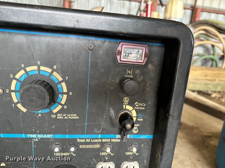 image for item DX0719 Miller Bobcat 225 welder/generator