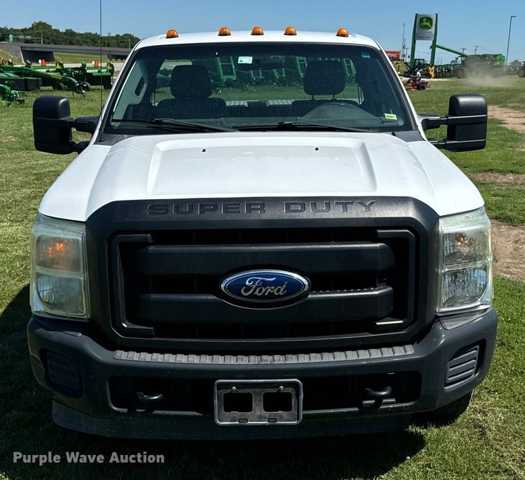 image for item DX0745 2011 Ford F250 pickup truck