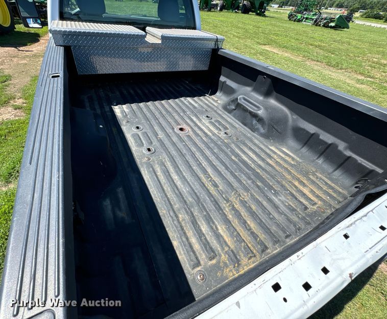 image for item DX0745 2011 Ford F250 pickup truck