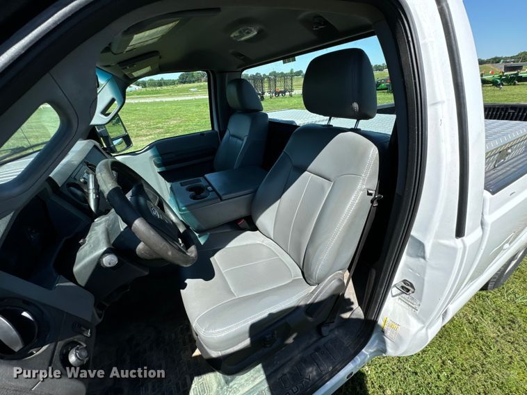 image for item DX0745 2011 Ford F250 pickup truck