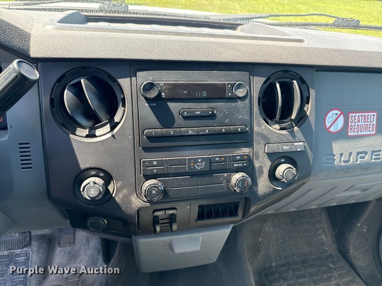 image for item DX0745 2011 Ford F250 pickup truck