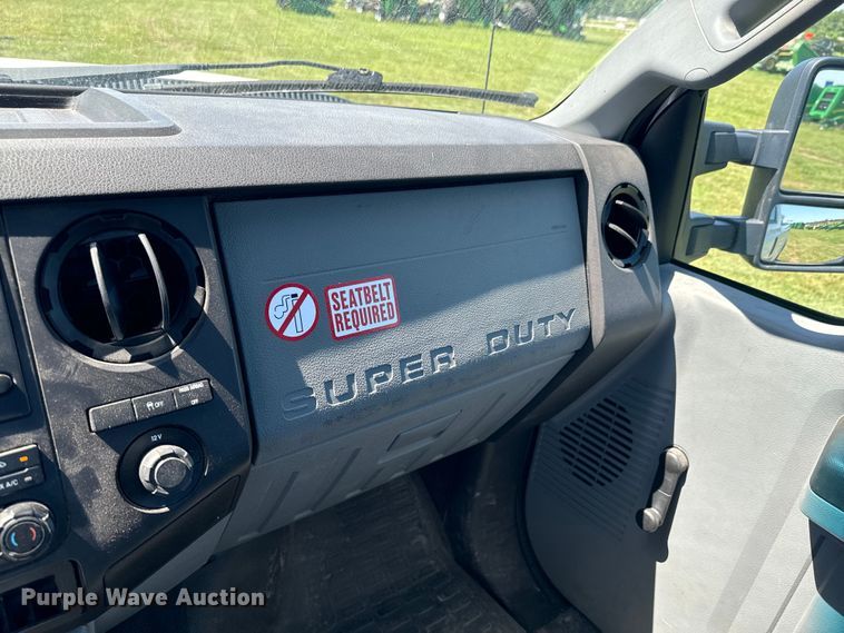 image for item DX0745 2011 Ford F250 pickup truck