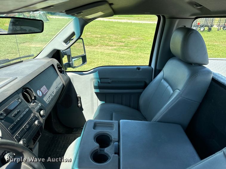 image for item DX0745 2011 Ford F250 pickup truck