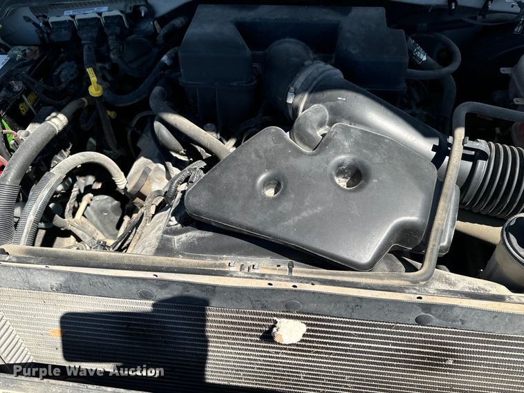 image for item DX0745 2011 Ford F250 pickup truck