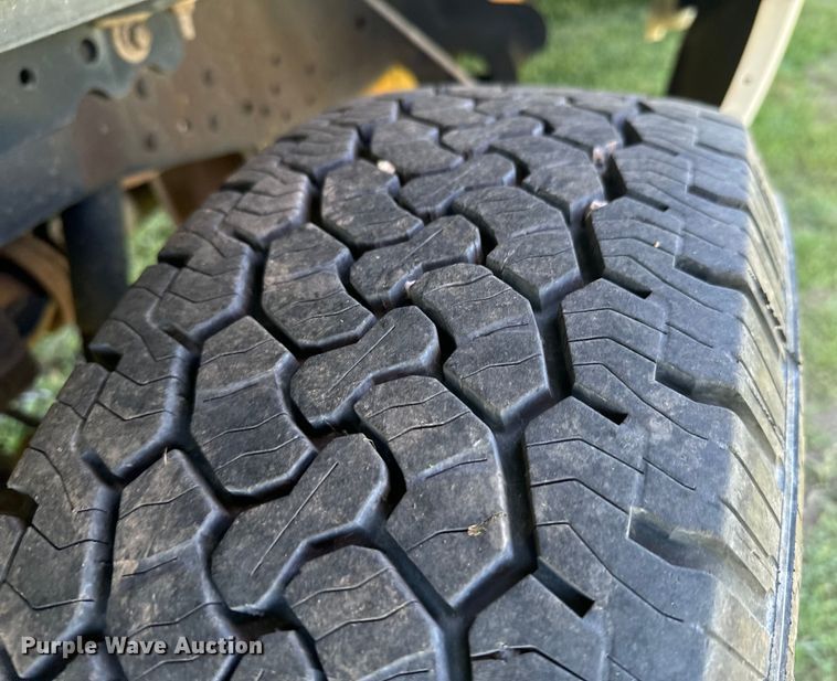 image for item DX0745 2011 Ford F250 pickup truck