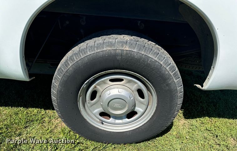 image for item DX0745 2011 Ford F250 pickup truck