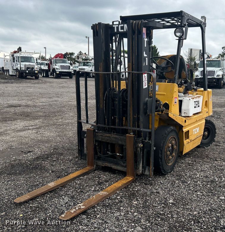 image for item EG0681 1989 TCM FG20N2 forklift