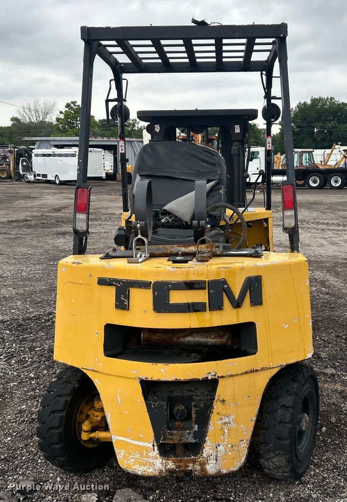 image for item EG0681 1989 TCM FG20N2 forklift