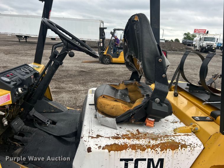 image for item EG0681 1989 TCM FG20N2 forklift