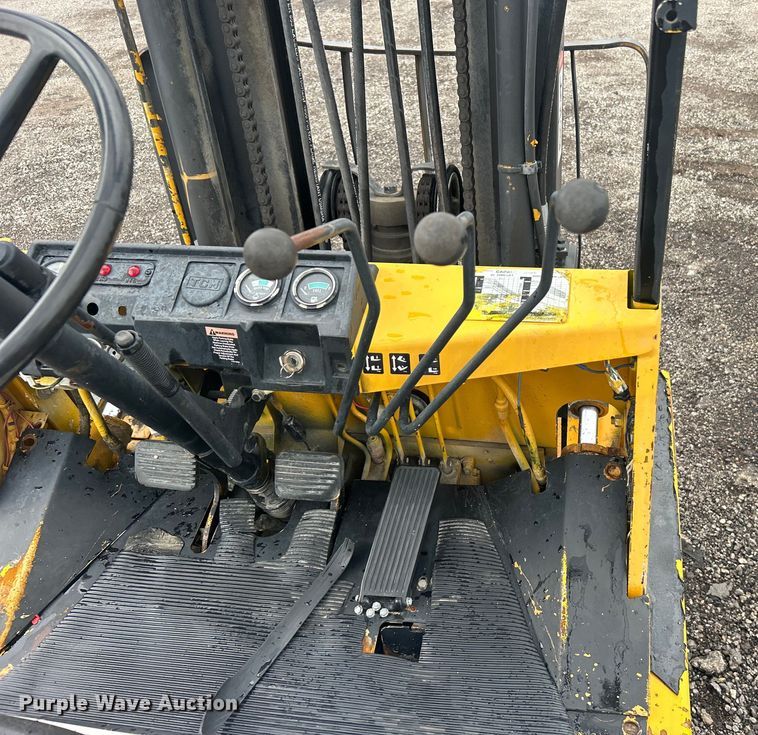 image for item EG0681 1989 TCM FG20N2 forklift