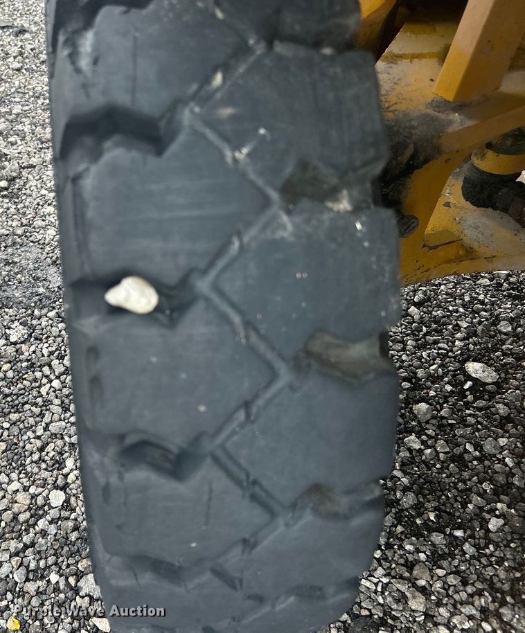 image for item EG0681 1989 TCM FG20N2 forklift