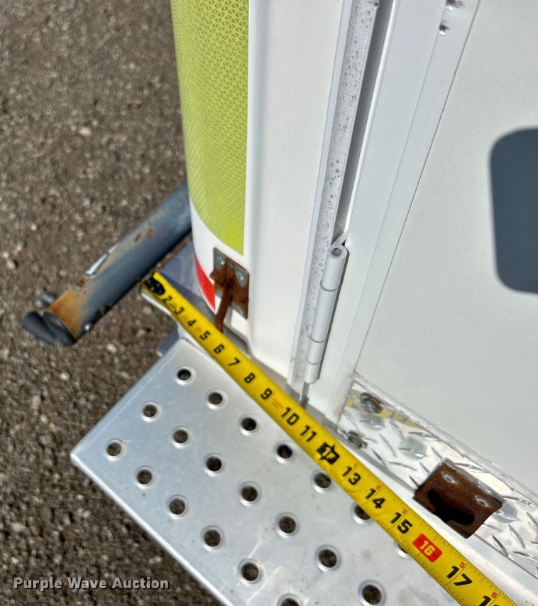 image for item EG0698 2012 Pelsue fiber optic trailer