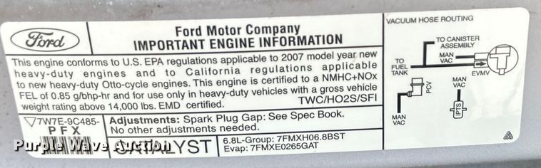 image for item EG0701 2007 Ford E450 Super Duty  shuttle bus