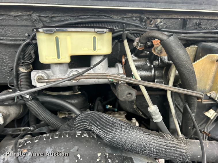 image for item EG1437 2000 Workhorse P30 delivery van