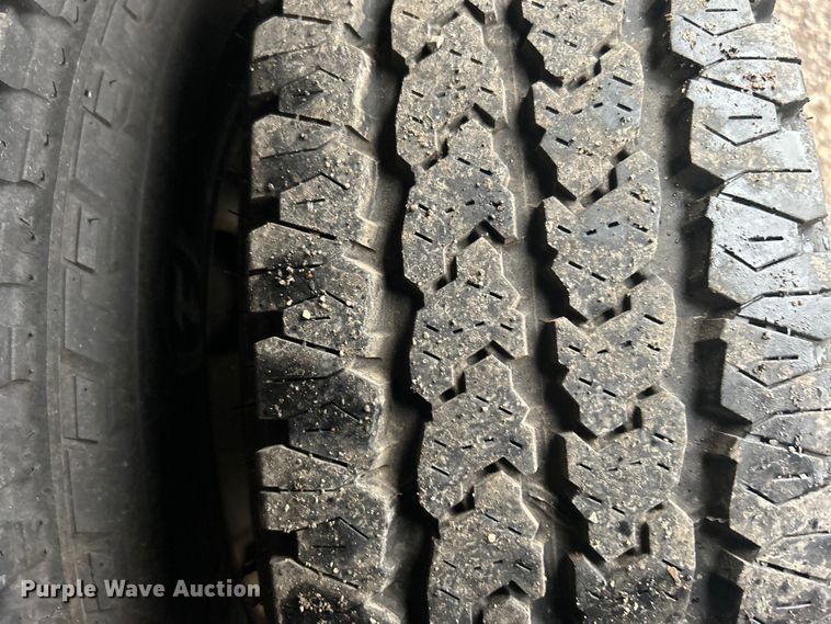 image for item EG1437 2000 Workhorse P30 delivery van