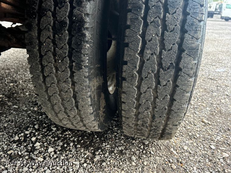 image for item EG1437 2000 Workhorse P30 delivery van