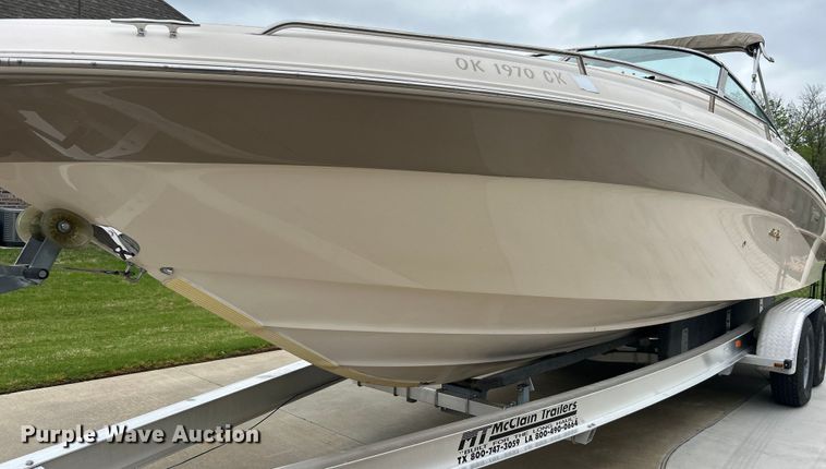 image for item EG1509 1999 Sea Ray Signature Select 260BR boat