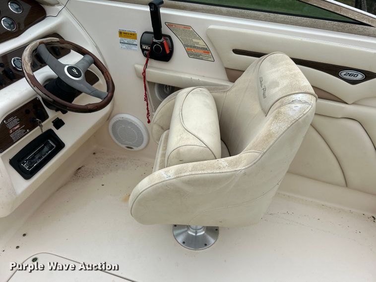 image for item EG1509 1999 Sea Ray Signature Select 260BR boat